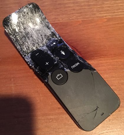 Tage med skrot Modsætte sig This should not happen when you sit on your Apple TV remote