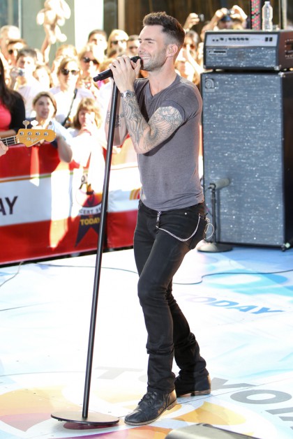 Singer Adam Levine performs with Maroon 5 on the Toyota Today Show Concert Series at Rockefeller Plaza on August 5, 2011 in New York City, NY. Debby Wong / Shutterstock.com